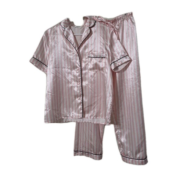Missroomie Pink & White Striped Satin Pajamas Shorts/Top Set Small - Picture 1 of 7
